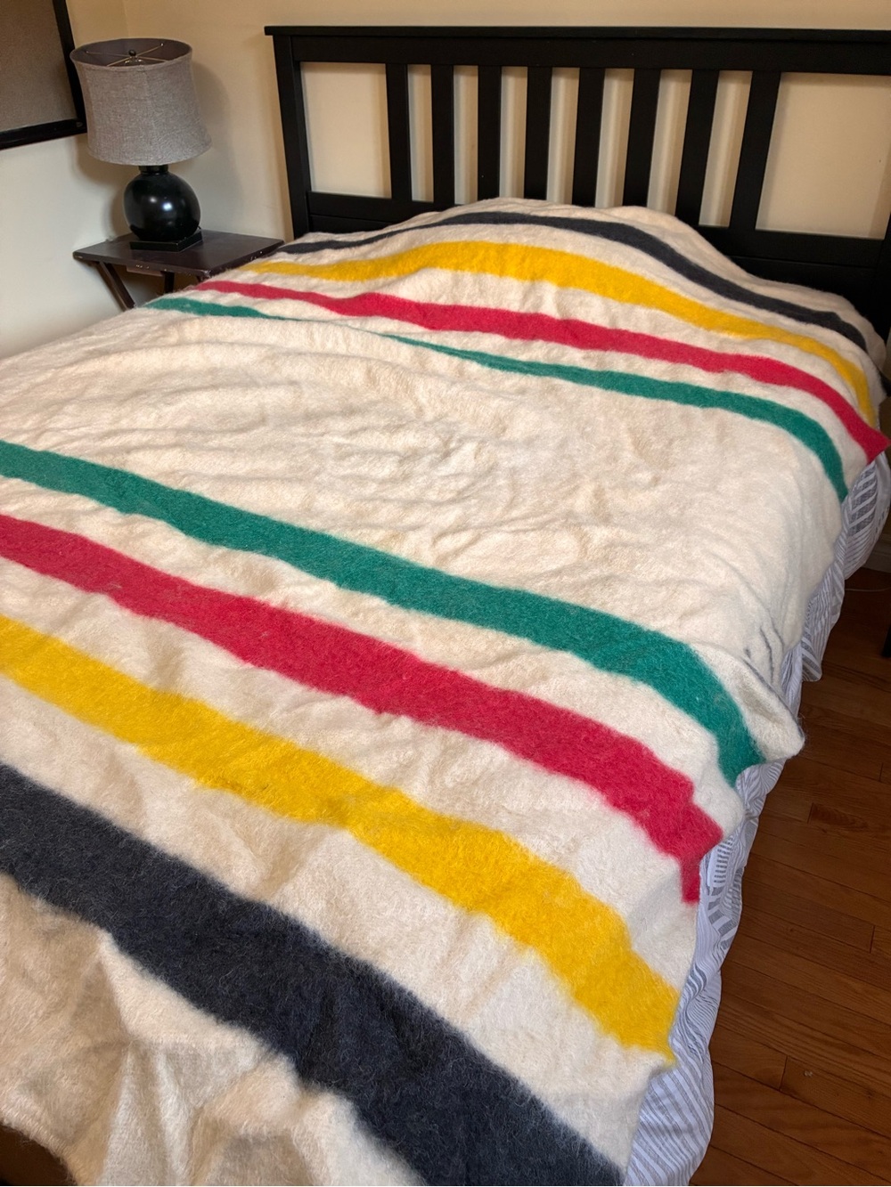 Vintage Early’s Whitney Point 100% Pure Wool Blanket - AMAZING Condition
